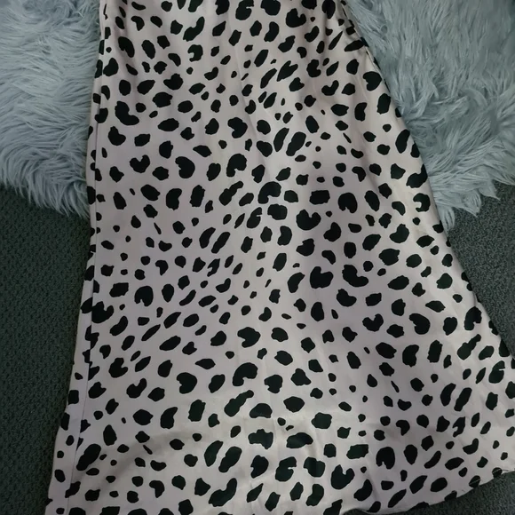 Silky satin skirt 6 Whyte valentine - Picture 3 of 6